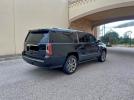 GMC Yukon Denali Image 3