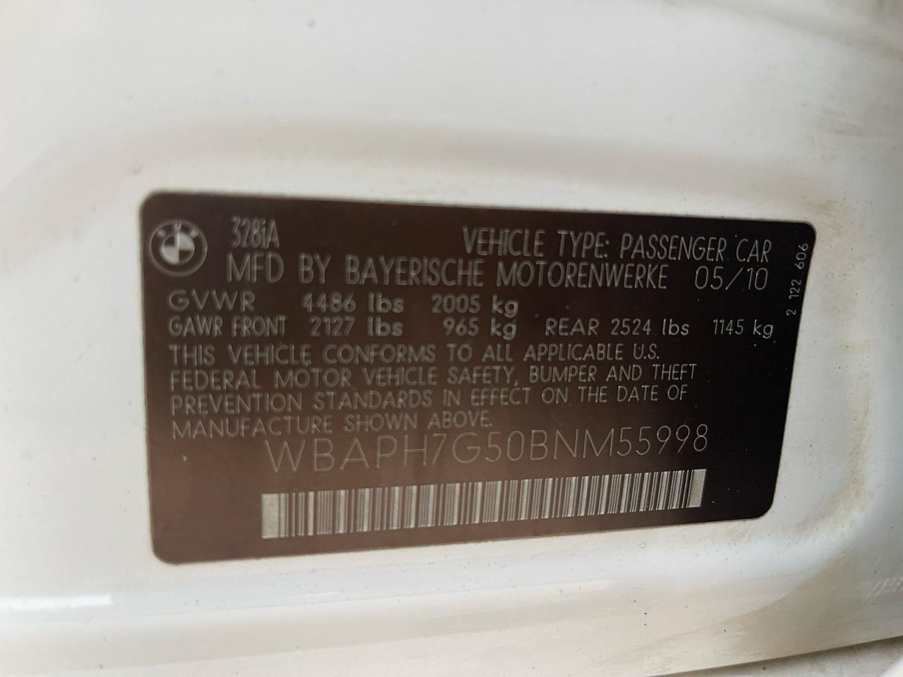 BMW 3 Series I Image 8