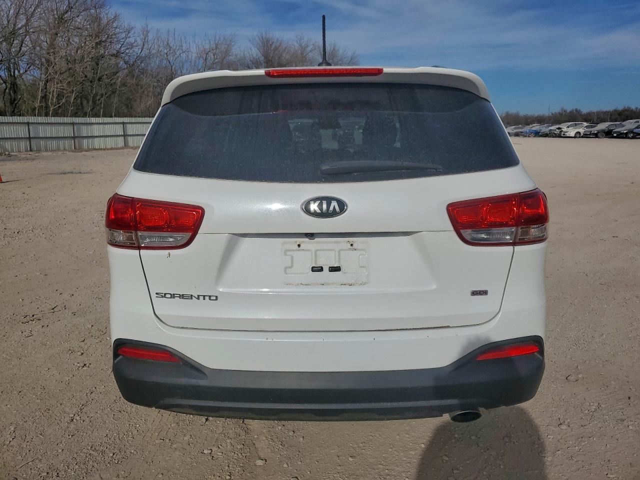 Kia Sorento Lx Image 5