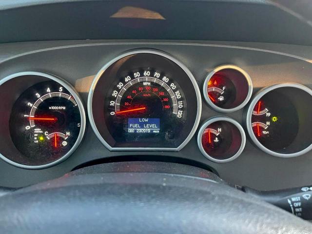 Toyota Sequoia Platinum Image 8