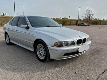 Salvage BMW 5 Series