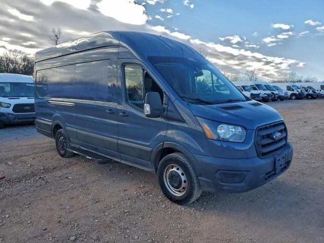 Ford Transit T-250 Image 4