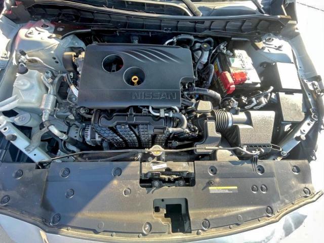 Nissan Altima S Image 6