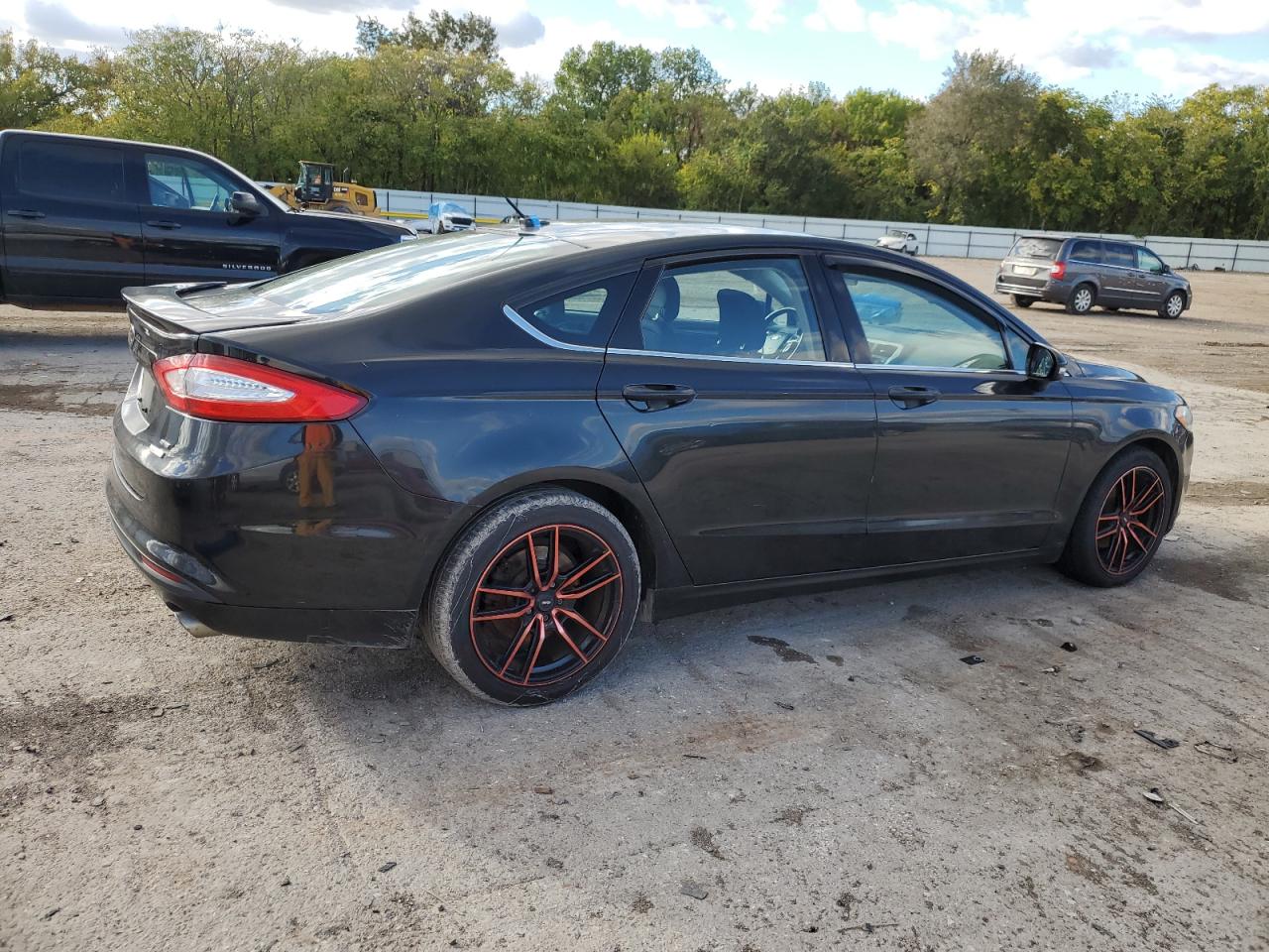 Ford Fusion Se Image 3