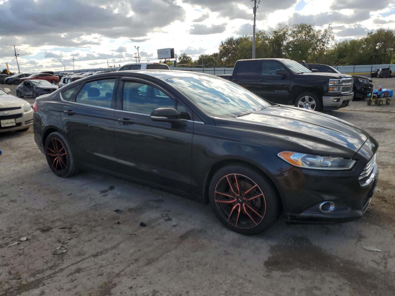 Ford Fusion Se Image 5