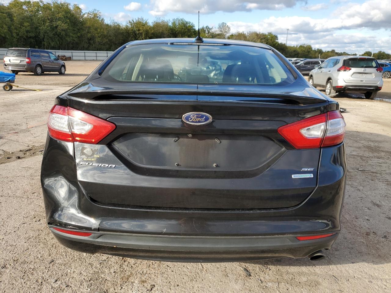 Ford Fusion Se Image 6