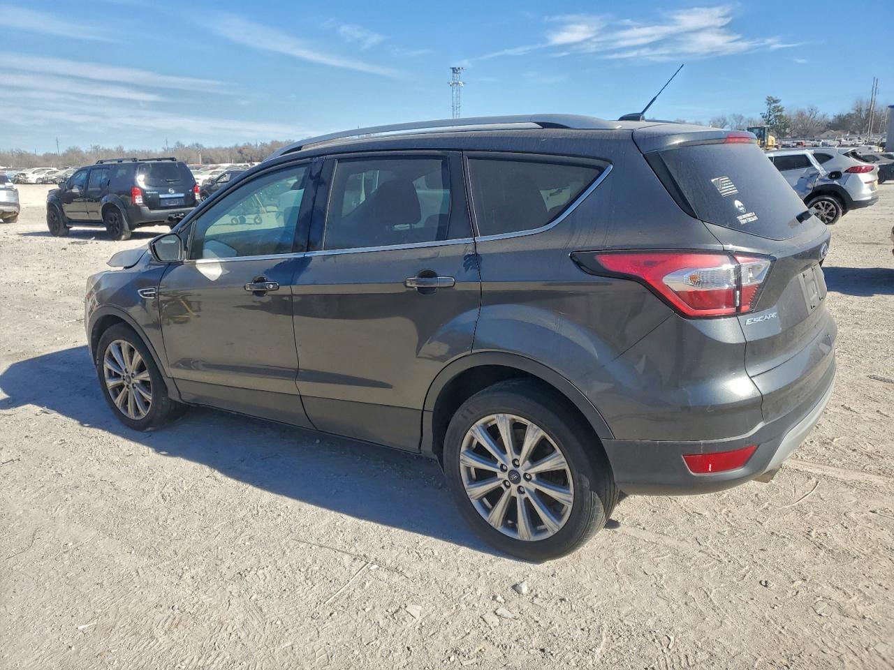 Ford Escape Titanium Image 5