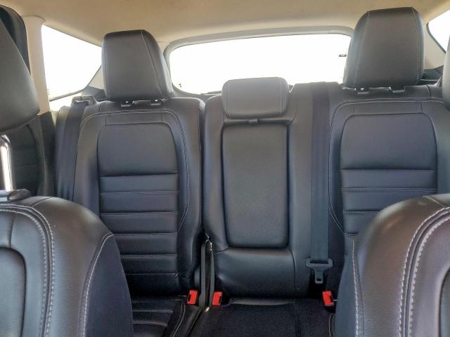 Ford Escape Titanium Image 10