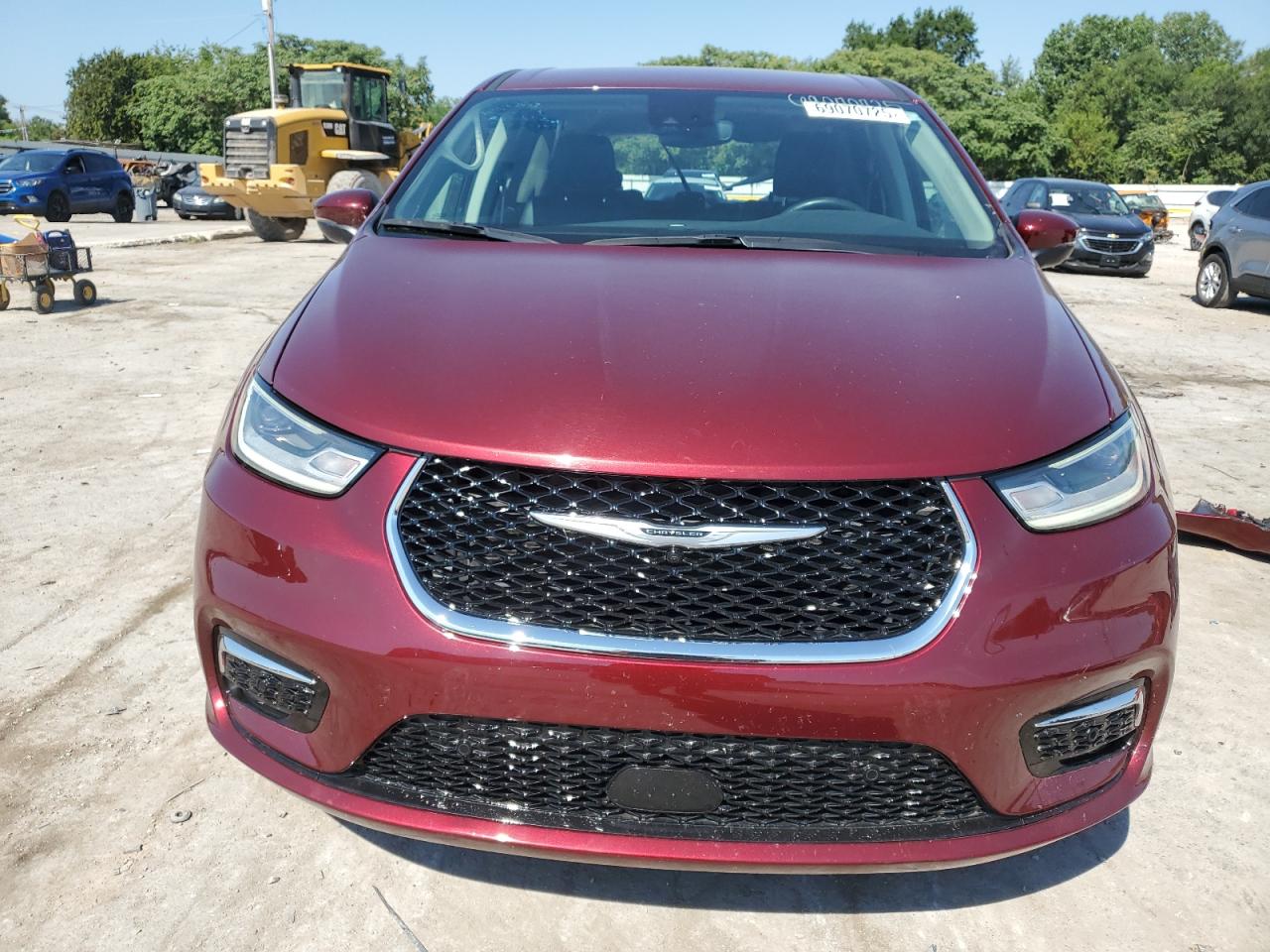 Chrysler Pacifica Touring L Image 9