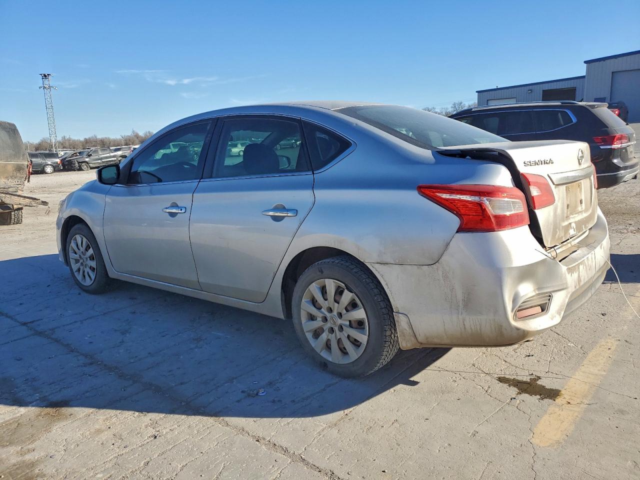 Nissan Sentra S Image 3