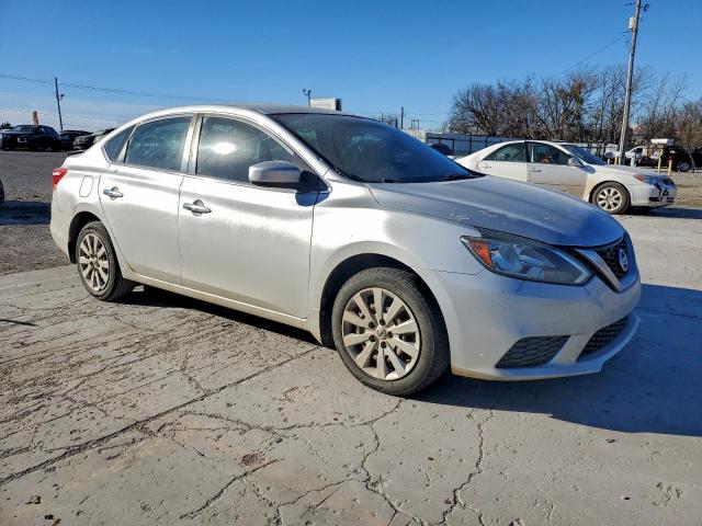 Nissan Sentra S Image 5