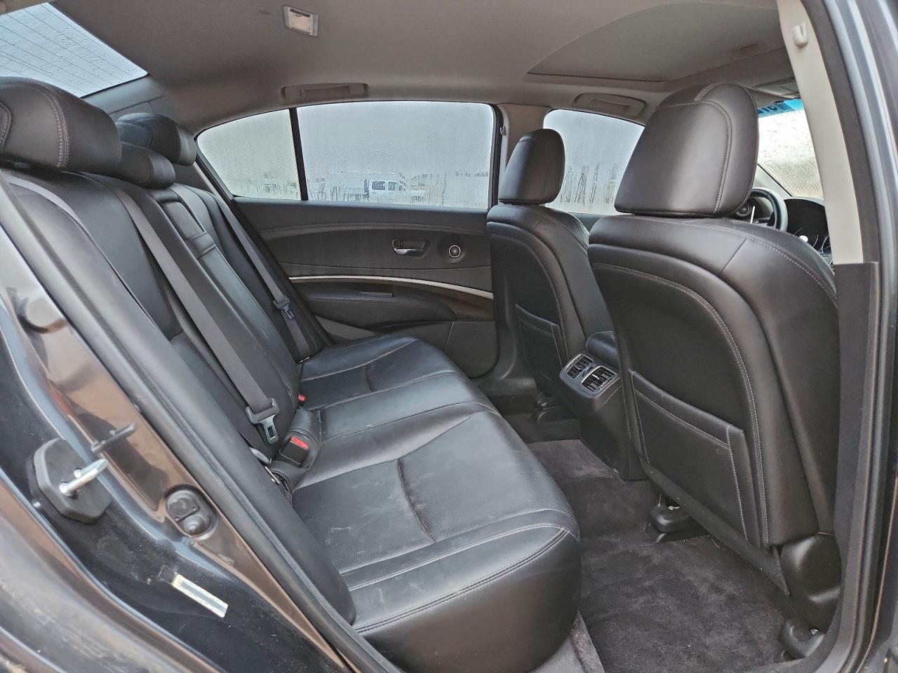 Acura RLX Tech Image 8