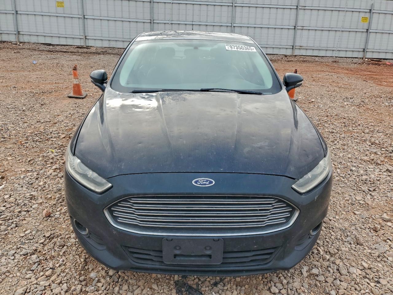 Ford Fusion Se Image 11