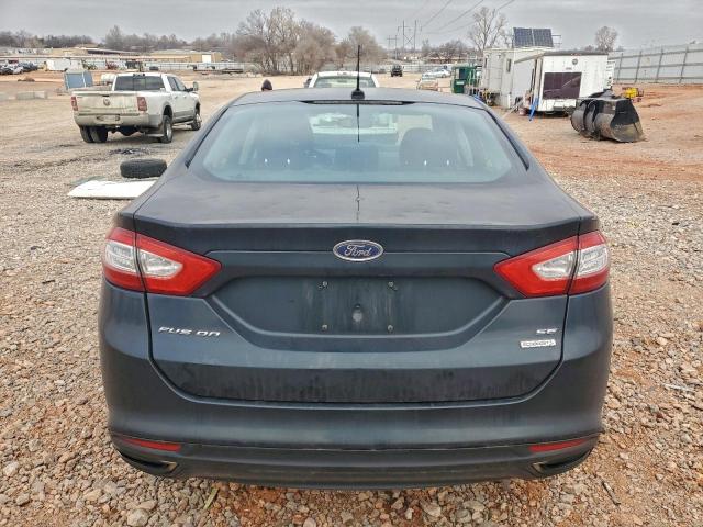 Ford Fusion Se Image 5