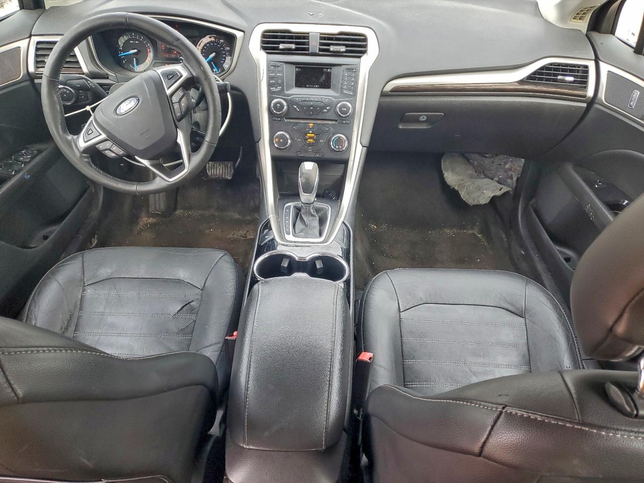 Ford Fusion Se Image 4