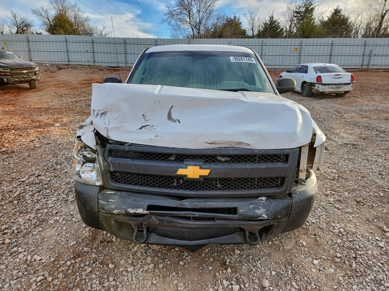 Chevrolet Silverado K1500 Image 4