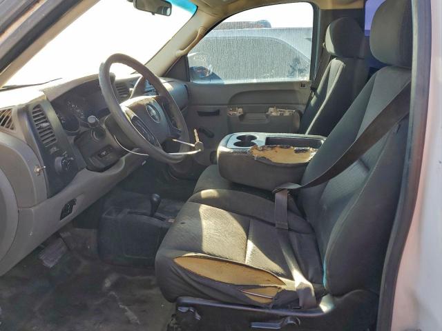 Chevrolet Silverado K1500 Image 3