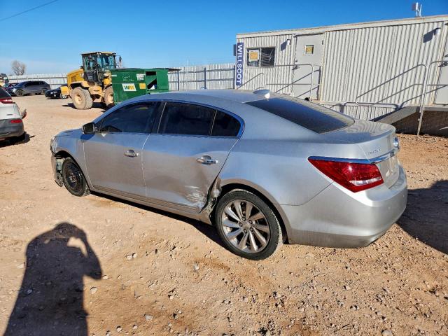 Buick LaCrosse Image 10