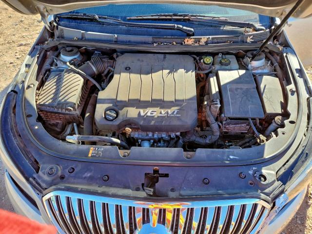 Buick LaCrosse Image 12