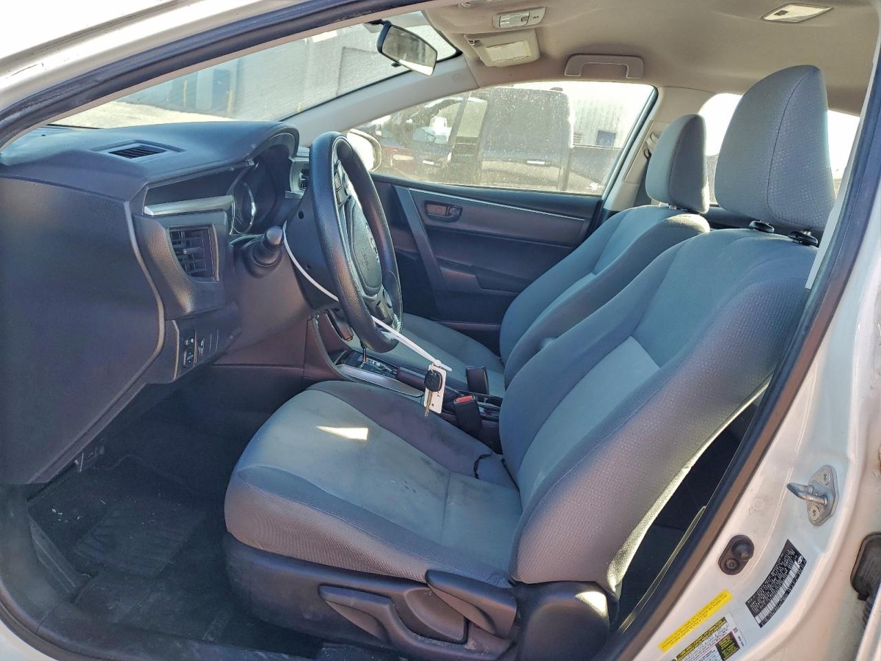 Toyota Corolla L Image 11