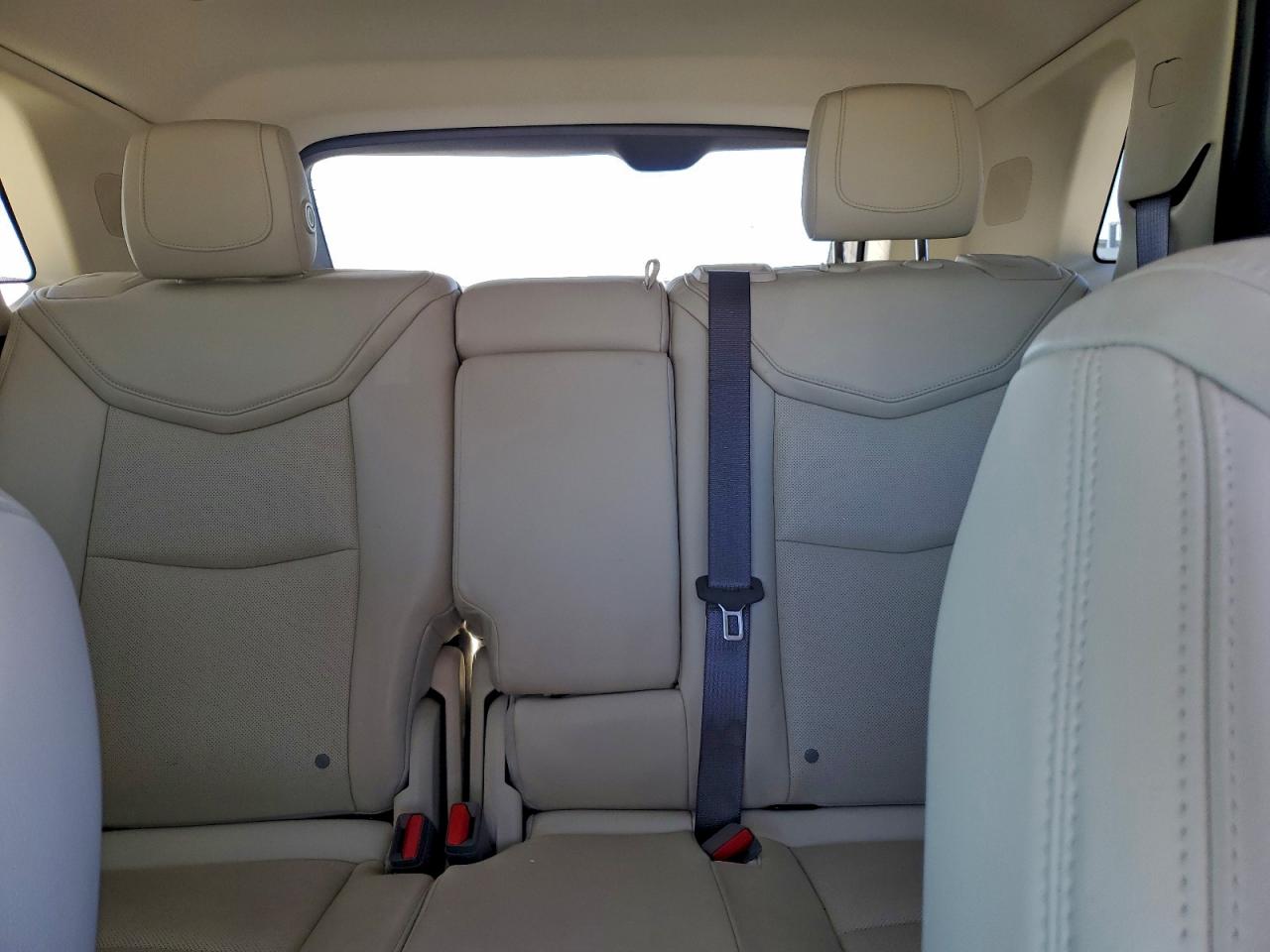 Cadillac XT5 Luxury Image 11