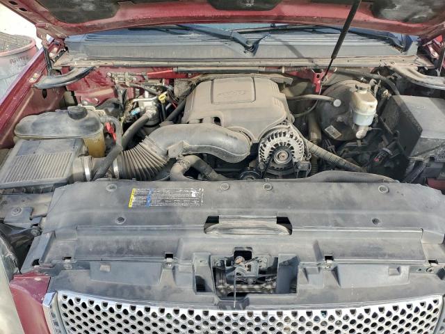 GMC Yukon Denali Image 8