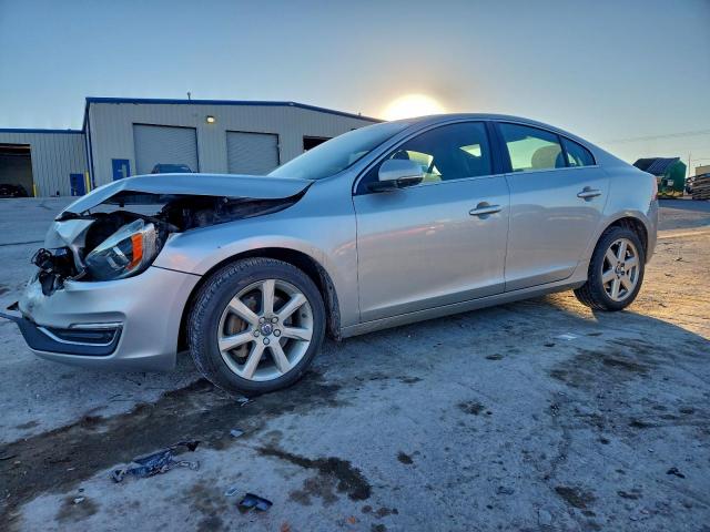  Salvage Volvo S60