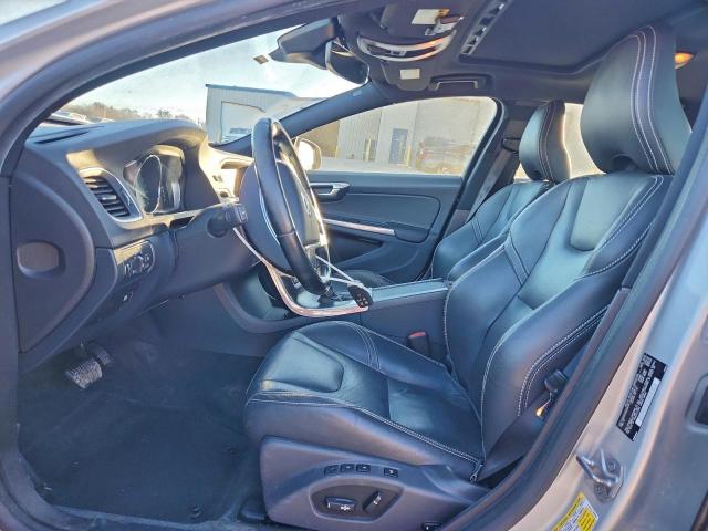 Volvo S60 Premier Image 4