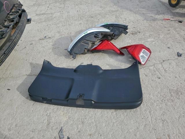 Ford Explorer Limited Image 14