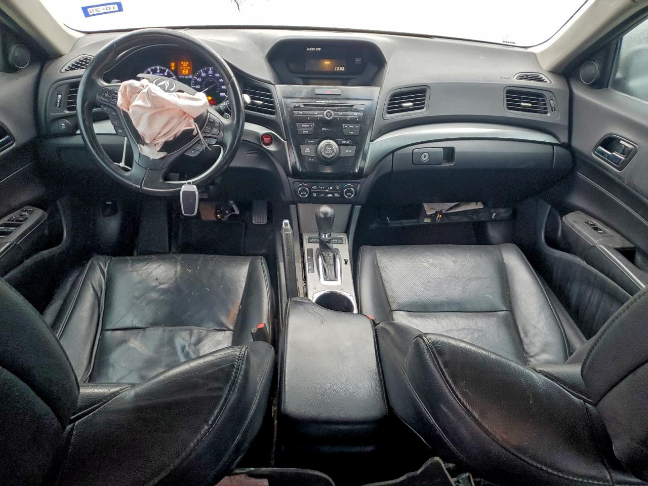 Acura ILX 20 Image 12