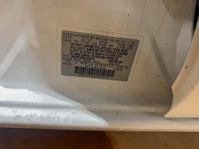 Nissan Versa S Image 9