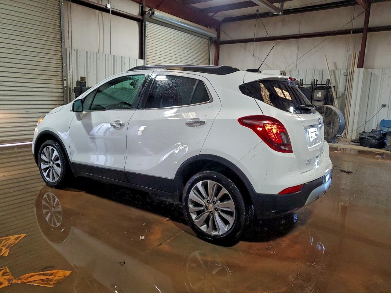Buick Encore Preferred Image 6