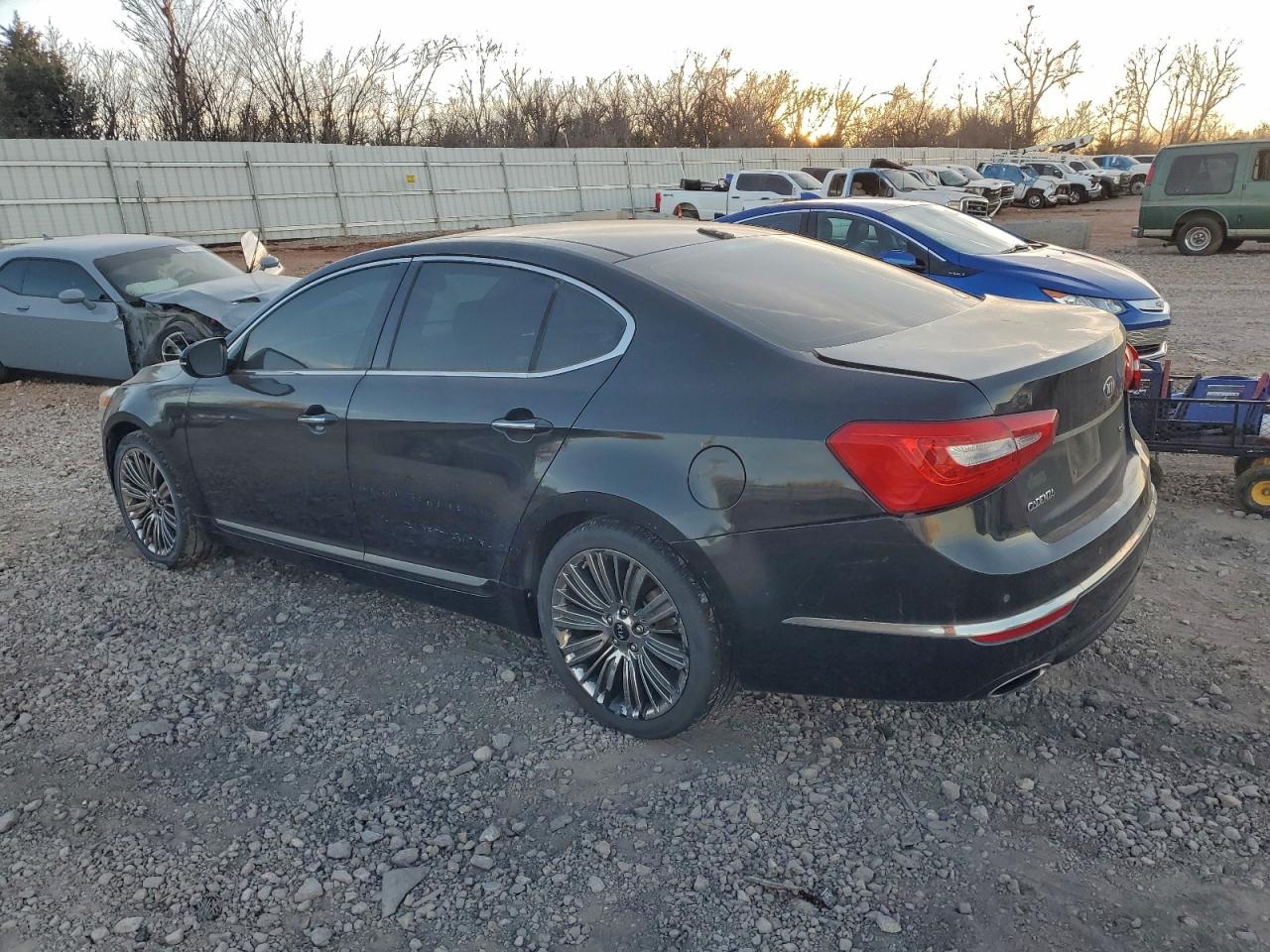 Kia Cadenza Premium Image 2