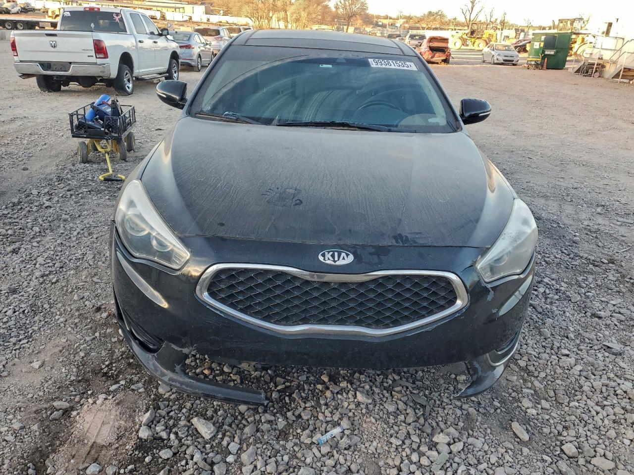 Kia Cadenza Premium Image 3