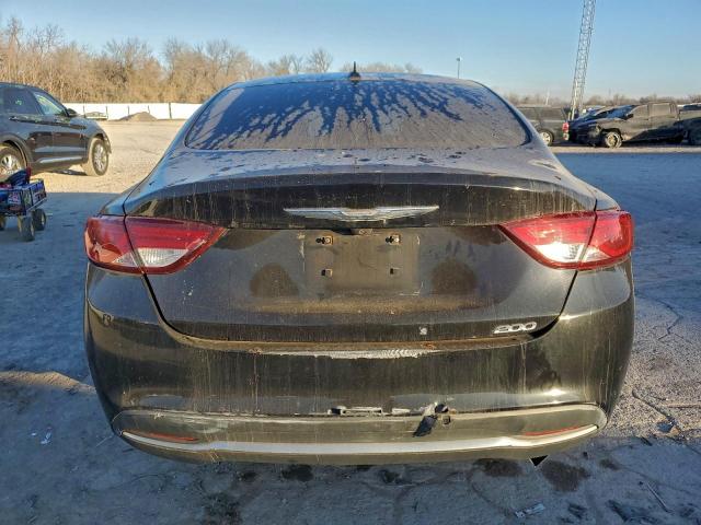 Chrysler 200 Limited Image 5