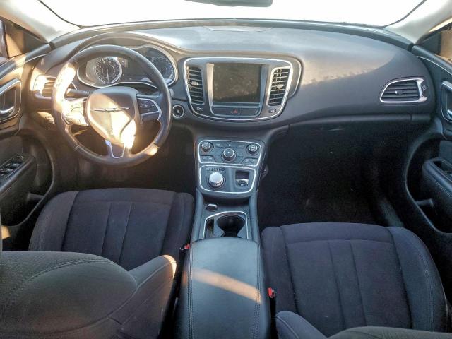 Chrysler 200 Limited Image 3