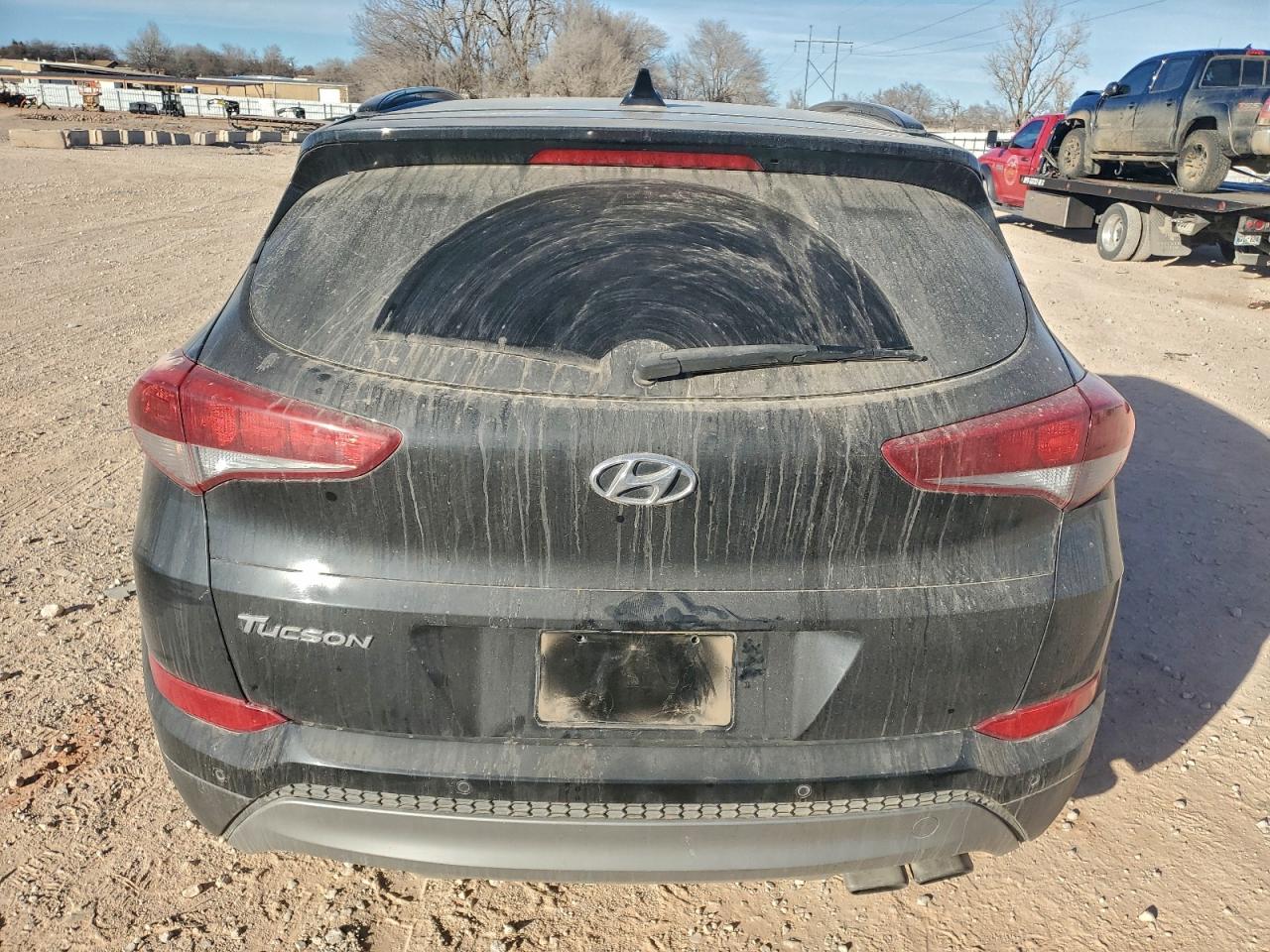 Hyundai TUCSON Value Image 2