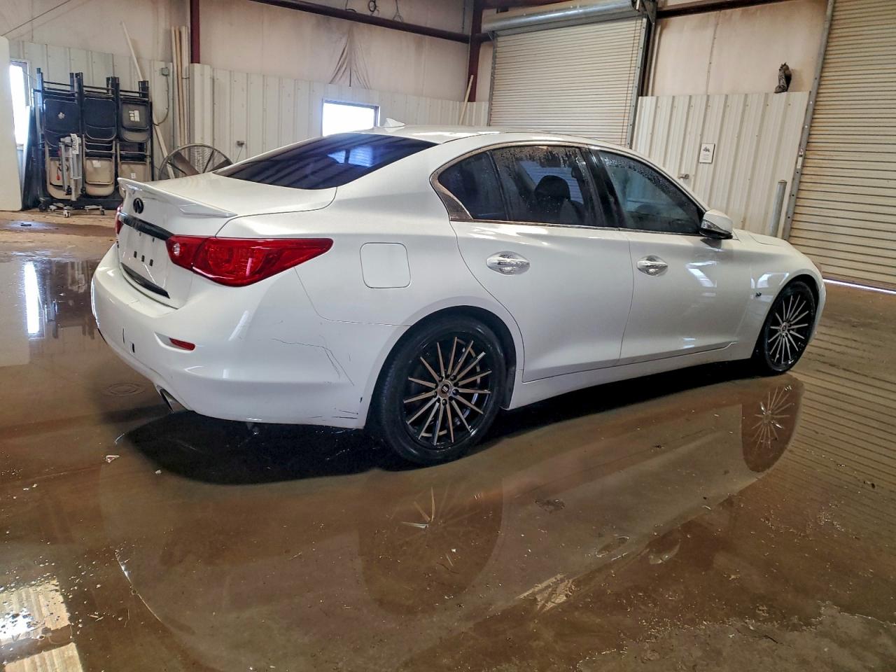 INFINITI Q50 Base Image 2