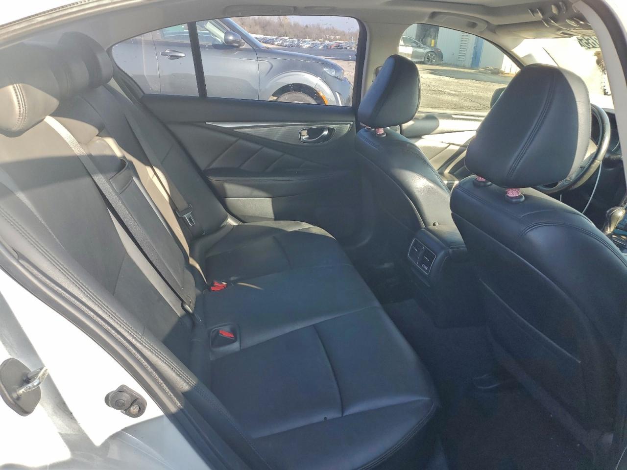 INFINITI Q50 Base Image 7