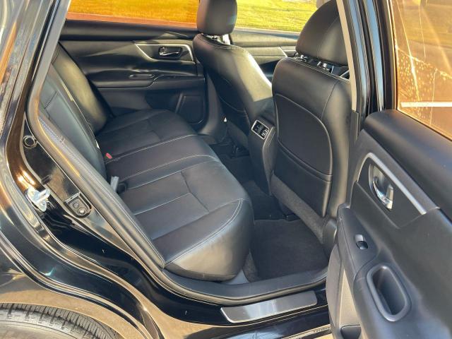 Nissan Altima 2.5 Image 4