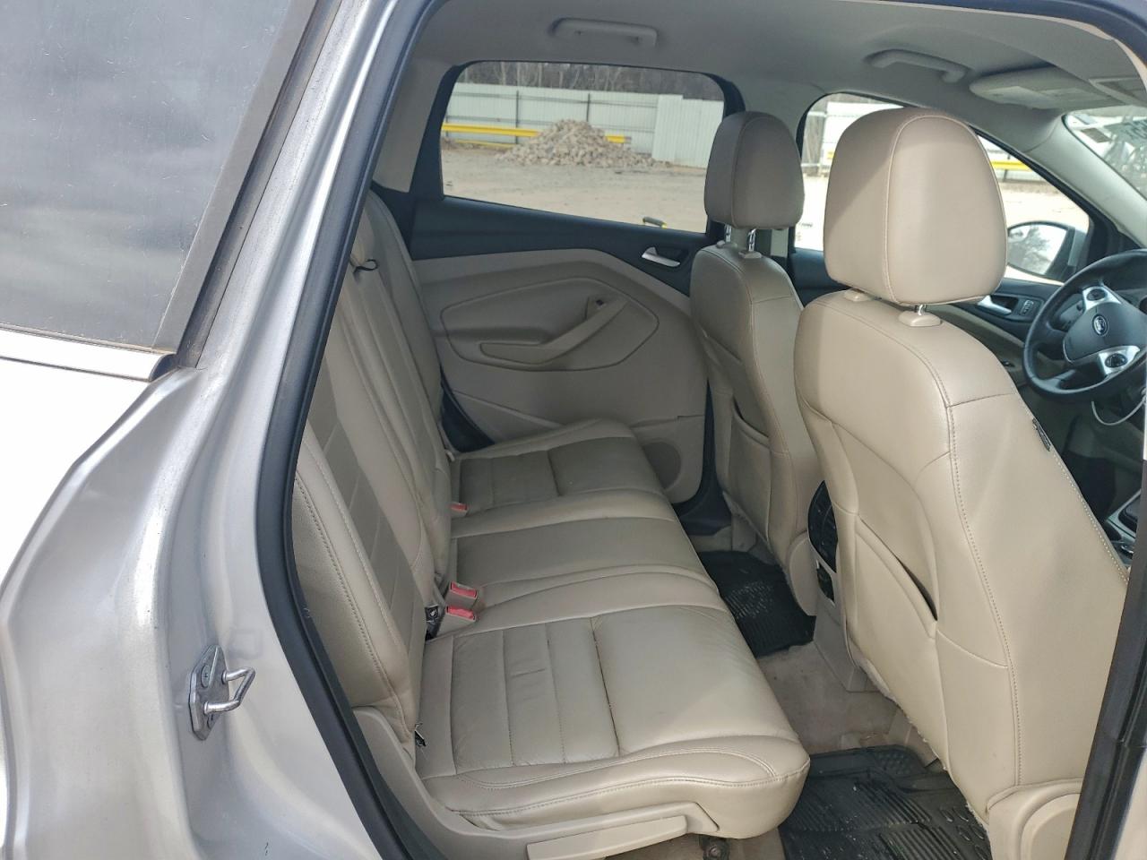 Ford Escape Se Image 8