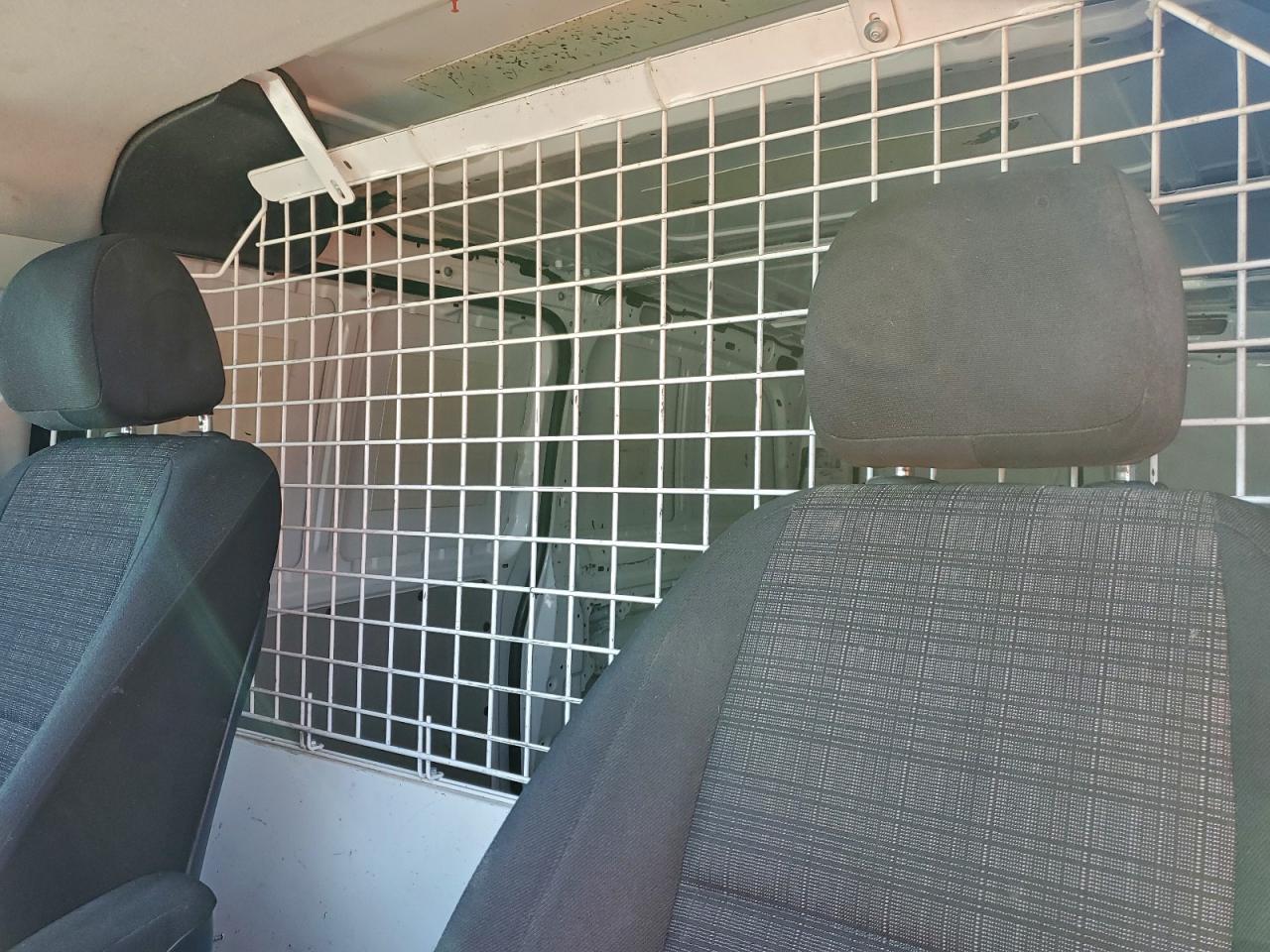 Mercedes-Benz Metris Image 8