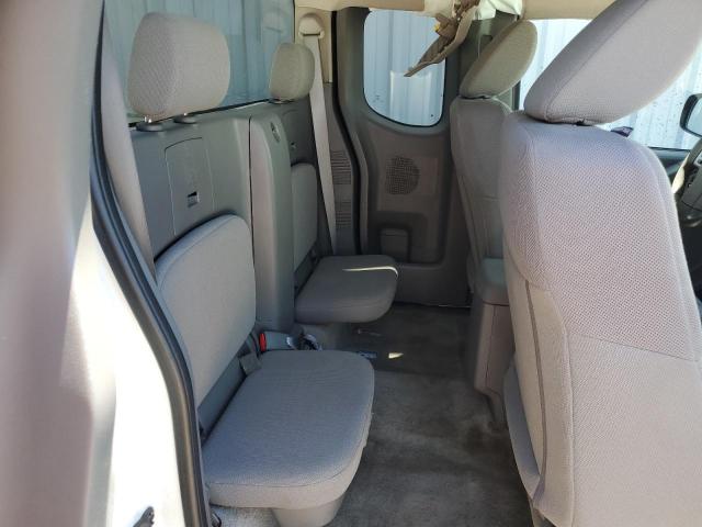 Nissan Frontier S Image 7