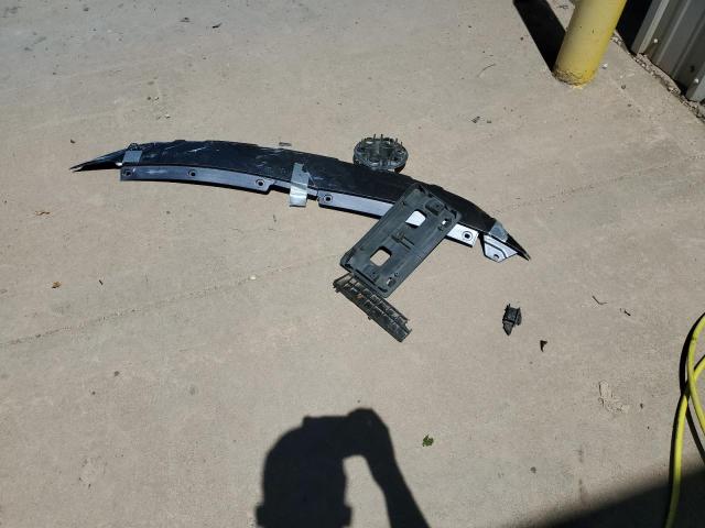 Nissan Frontier S Image 2