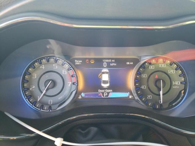 Chrysler 200 S Image 4