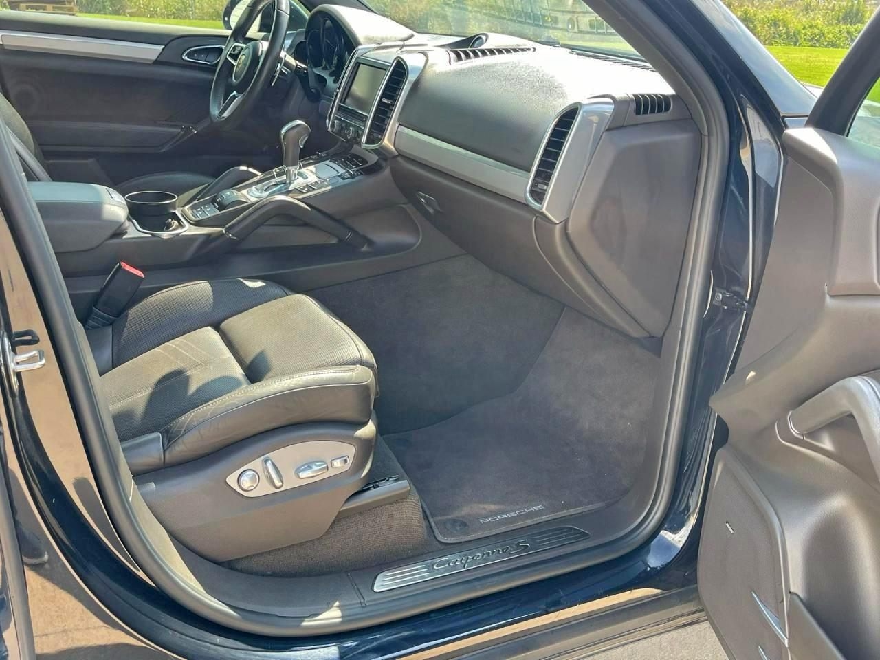 Porsche Cayenne Se Hybrid Image 7