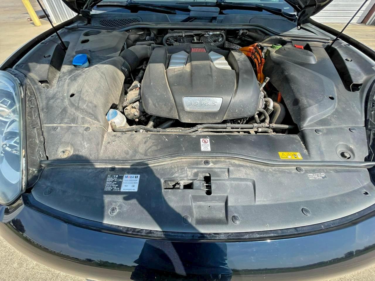 Porsche Cayenne Se Hybrid Image 4