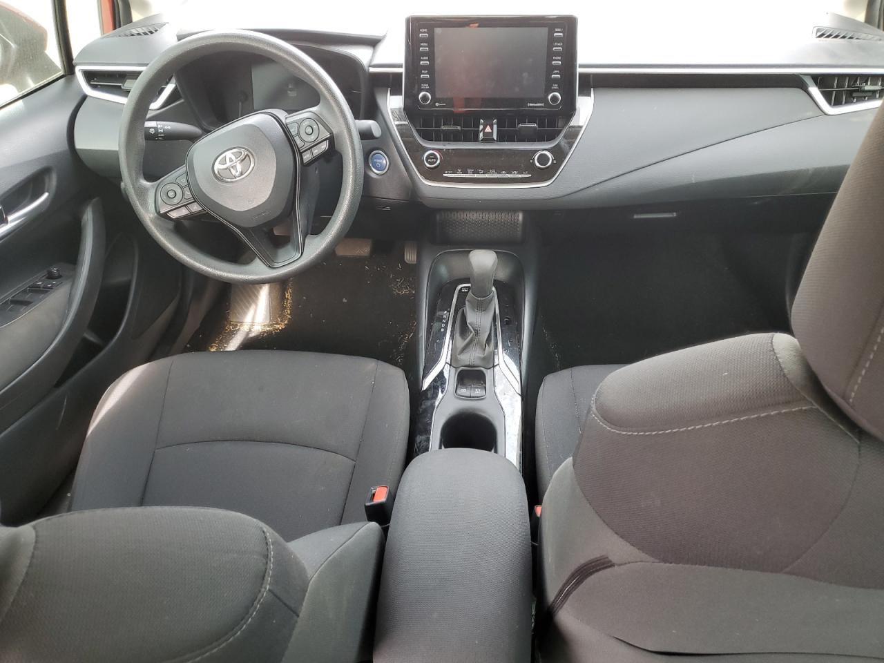 Toyota Corolla Le Image 9