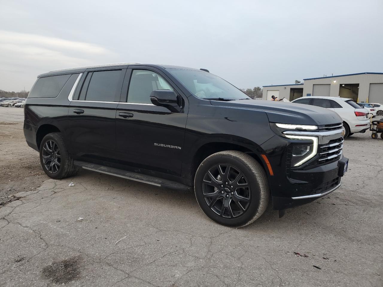 Chevrolet Suburban K1500 Lt Image 11