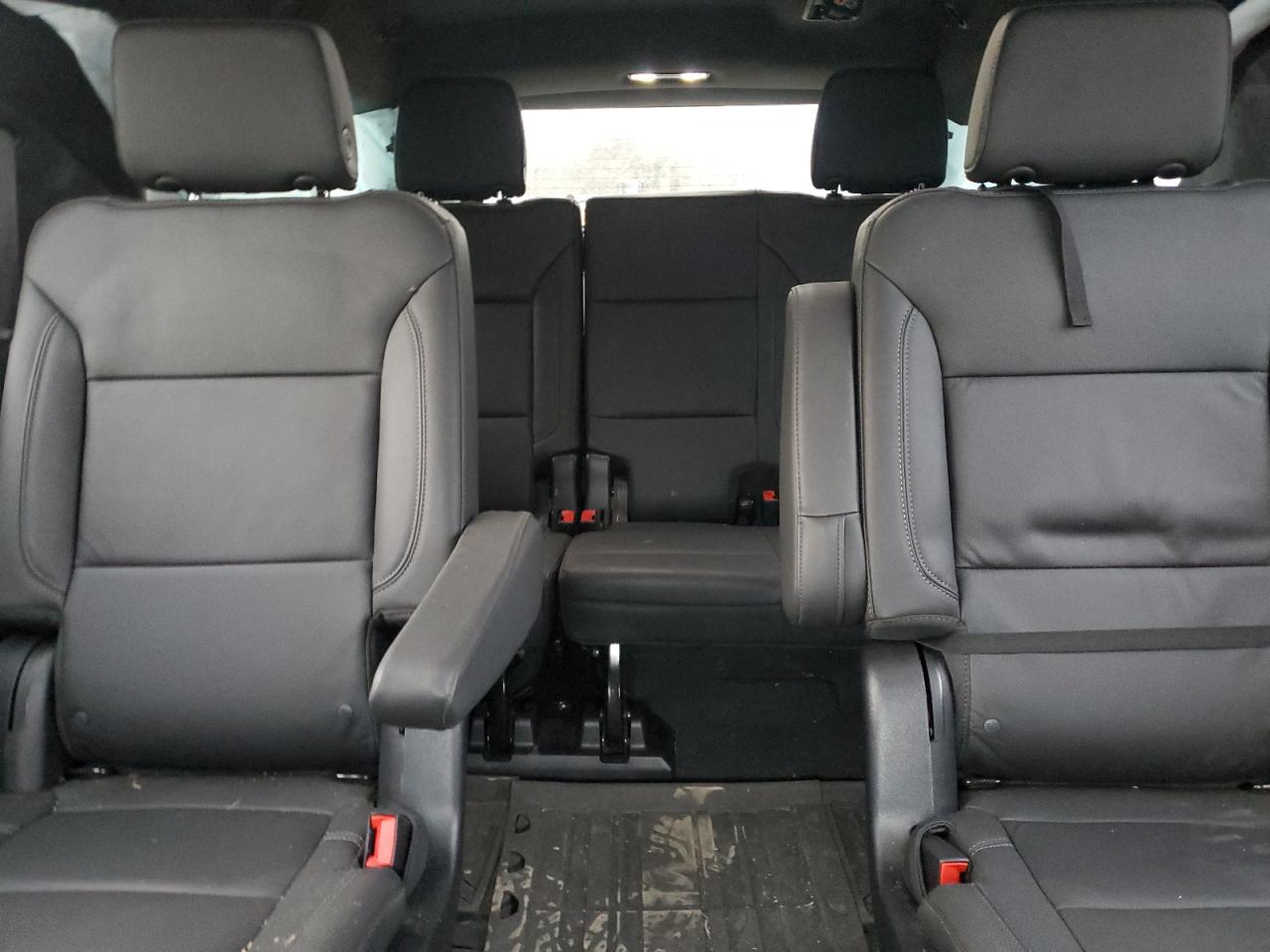 Chevrolet Suburban K1500 Lt Image 9